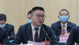 周平董事長參加市八屆人大一次會議沙灣區(qū)分團審議并發(fā)言：堅持走低碳、綠色的高質(zhì)量發(fā)展之路